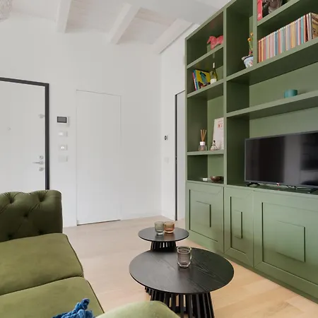 شقة Guesthost - Modern Terrace Flat In Solari Area ميلان