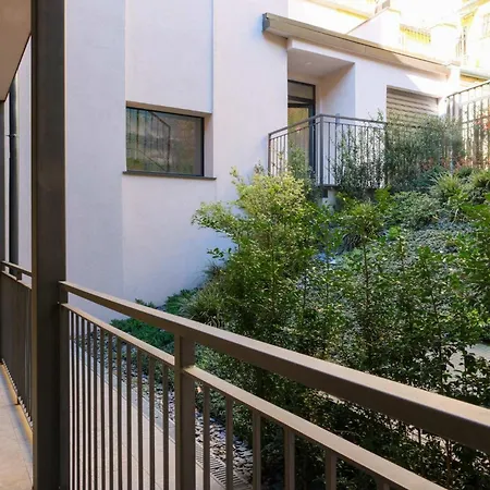 Apartment Smart Near Porta Romana Italy *