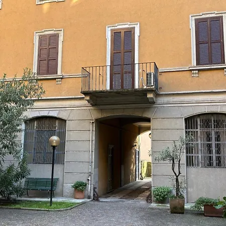 Cozy And Bright In The Heart Of Navigli *