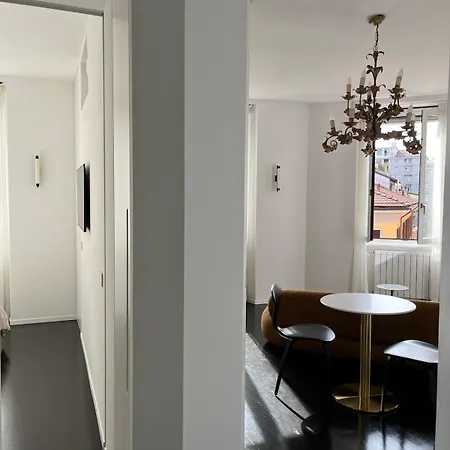 Apartment Bright & Stylish Milan