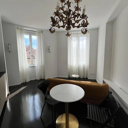 Apartment Bright & Stylish *