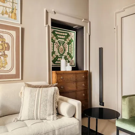 Apartment Domusmi Vitruvio 11 *