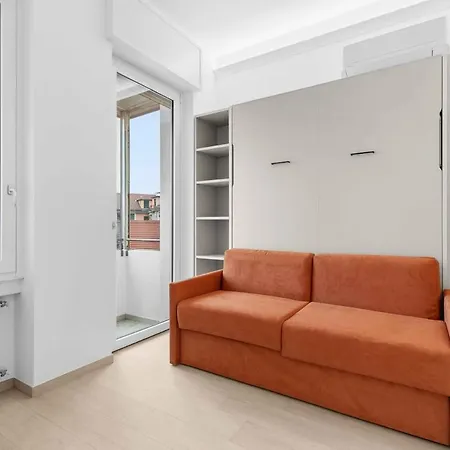 Lägenhet Premium With Balcony - Hospital Besta