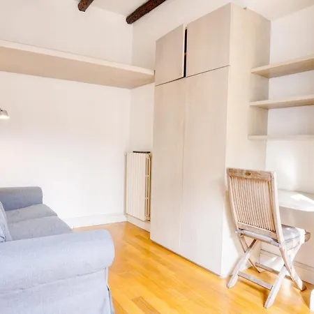 Duomo Charming Maison With Private Terrace - A Unique Milanese Experience Апартаменты *