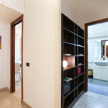 Apartment Pellegrini House Milan