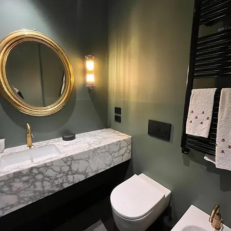 Bright & Stylish Apartment *