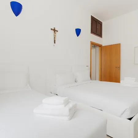 Guesthost - Cozy Varesina Area *