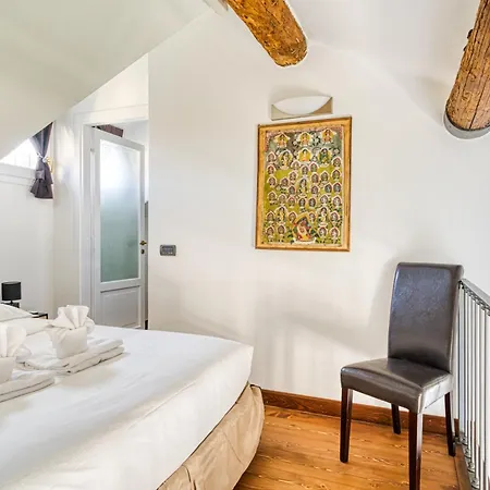 Appartement Atelier Navigli - Elegant Loft With Canal View *