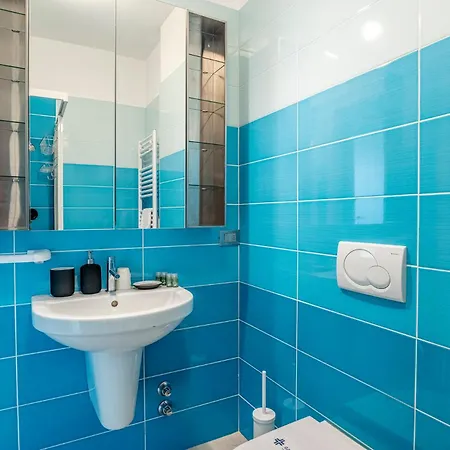 Dhome - Bocconi מילאנו