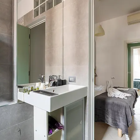 Dhome - Bocconi * מילאנו