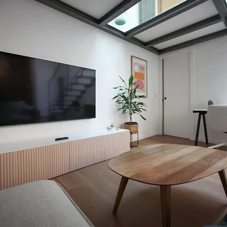 Апартаменты Cozy And Elegant Design Loft *