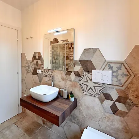 Appartement Navigli, Incantevole Dimora Storica Ristrutturata Vicino Metro, Con Wifi *