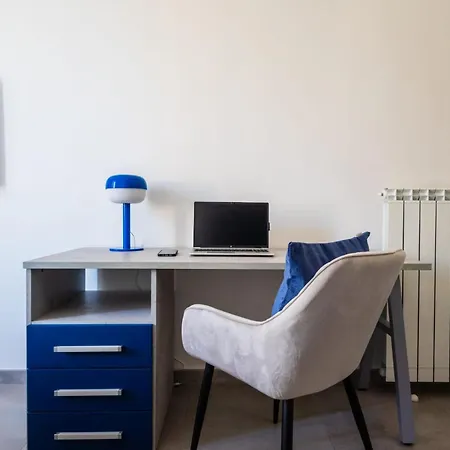 Bocconi - Modern 2br Near Navigli Apartman