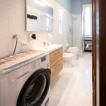 Design & Comfort Near Station * Milan