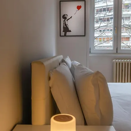Apartment Casa Losanna, Citylife, Corso Sempione,