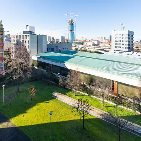 I-host Spacious 2br With 2 Baths & Balcony Appartamento Milano