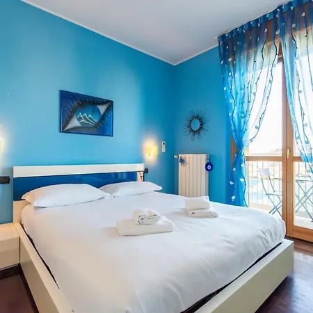 I-host Spacious 2br With 2 Baths & Balcony Milán