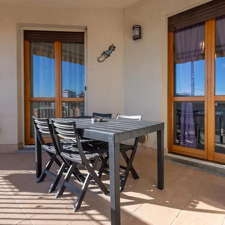 I-host Spacious 2br With 2 Baths & Balcony Apartmán Milán
