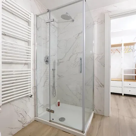 Apartment Primopiano - Conte Rosso *