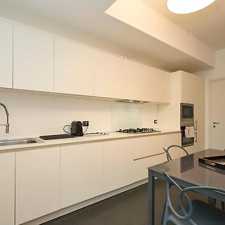 Absolute Luxury Home, 15 Minutes Walk San Siro Apartment Milan