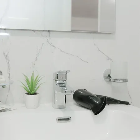 Apartment Self Check-in - 2 Bedrooms - Metro - 1000 Mbps *
