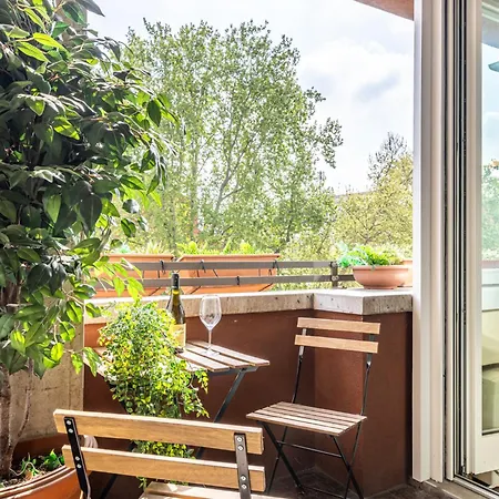 Brera, Posizione Con Terrazza E Vista Mozzafiato Milano