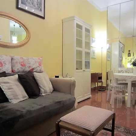 Apartament Temporary House - Via Della Moscova Mediolan