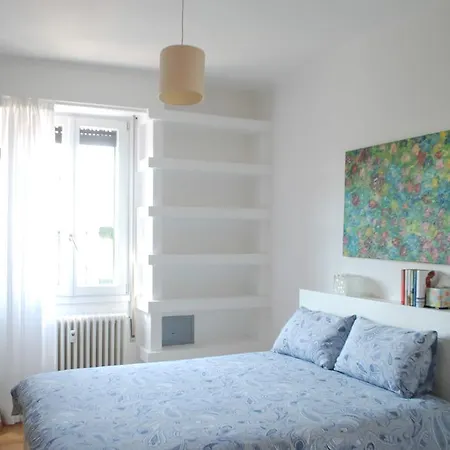 לינה וארוחת בוקר Arco Della Pace B&B מילאנו