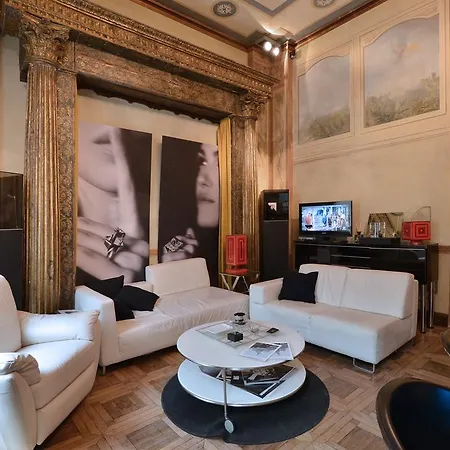 Apartament Heart Duomo Monforte Mediolan