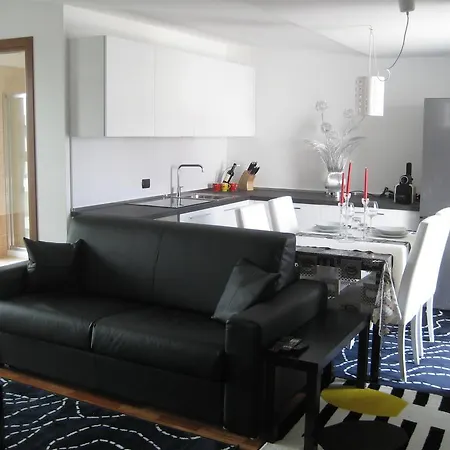 New Luxury Attic Santa Giulia Expo * ميلان