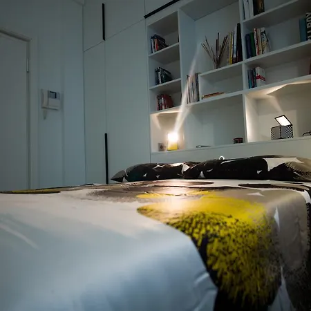 Stylish Mini In The Heart Of Milánó