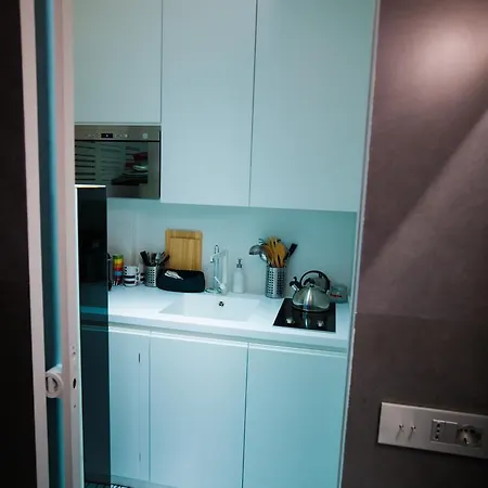 Stylish Mini In The Heart Of Apartman Milánó