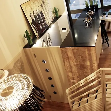 Rossosegnale Loft Apartment *