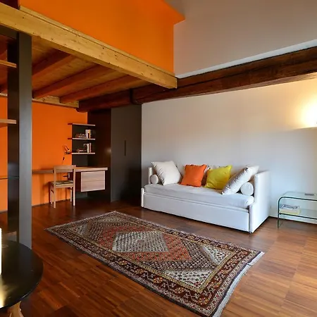 Heart Navigli Mediolan