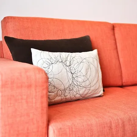 Apartament Housing32