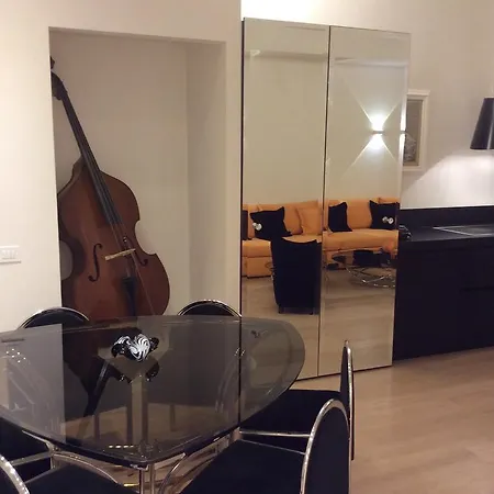 Bnbutler - Broletto 39 - A Few Steps To The Duomo And La Scala *