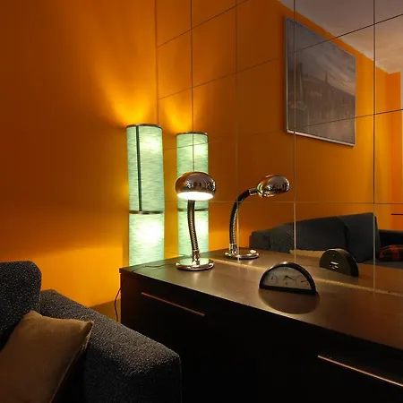 Apartment Brianza Halldis *