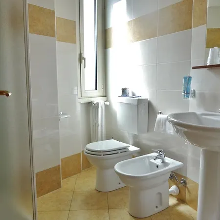 Hotel Rosa 2*