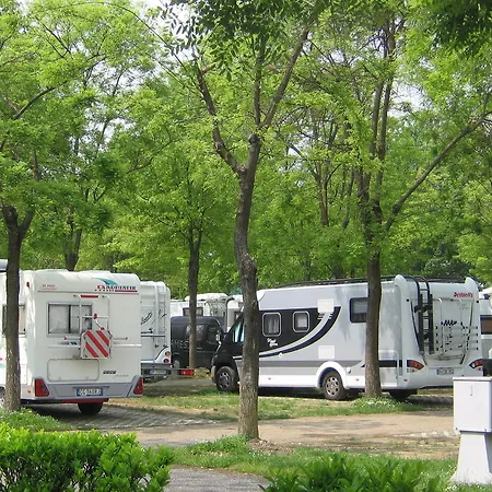 Kamp alanı Village Citta Di