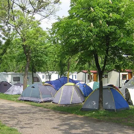Kamp alanı Village Citta Di Milano