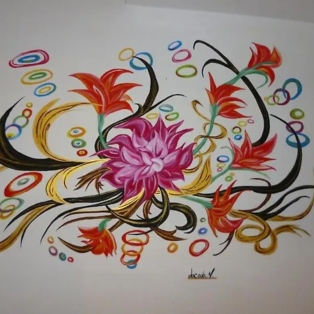 圣吉凡尼酒店 *