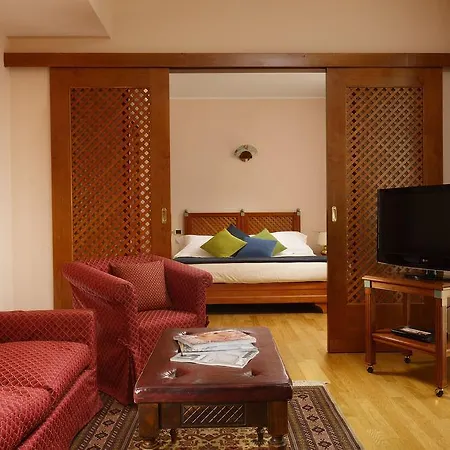 아파트호텔 레지덴자 델레 시타 4*