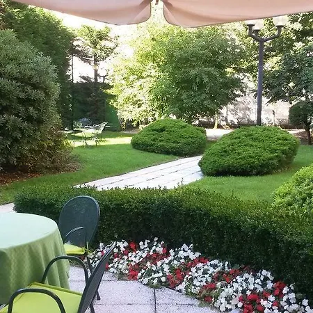 Szálloda Scandinavia Milánó