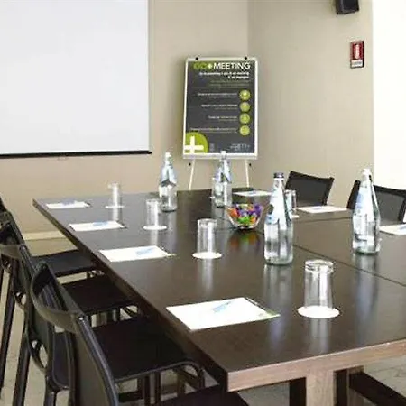 Hotel Nh Collection Porta Nuova 4*