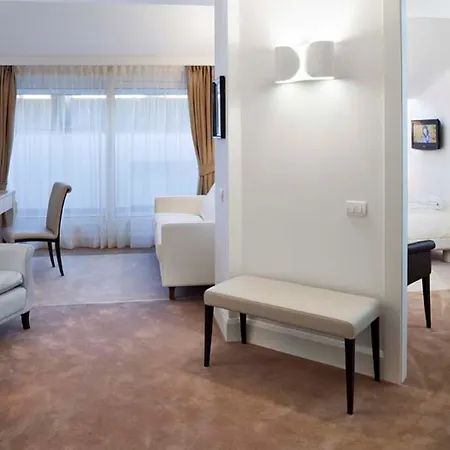 Hotel Maison | Esperienze