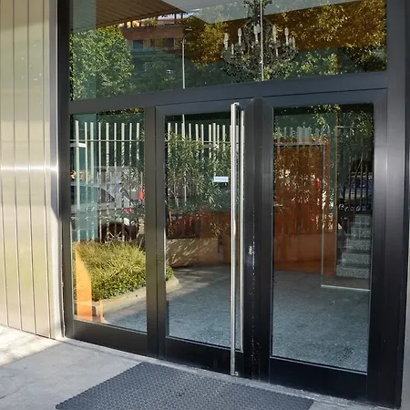 Belisario Fiera * ميلان