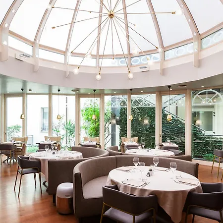 ホリデイ ガリバルディ ステーション ホテル