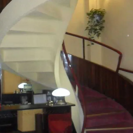 Del Sole فندق ميلان