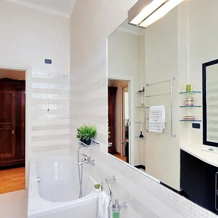 Joivy Fabulous 1-bedroom Flat With Terrace Next To Park ميلان