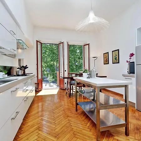 Joivy Fabulous 1-bedroom Flat With Terrace Next To Park شقة